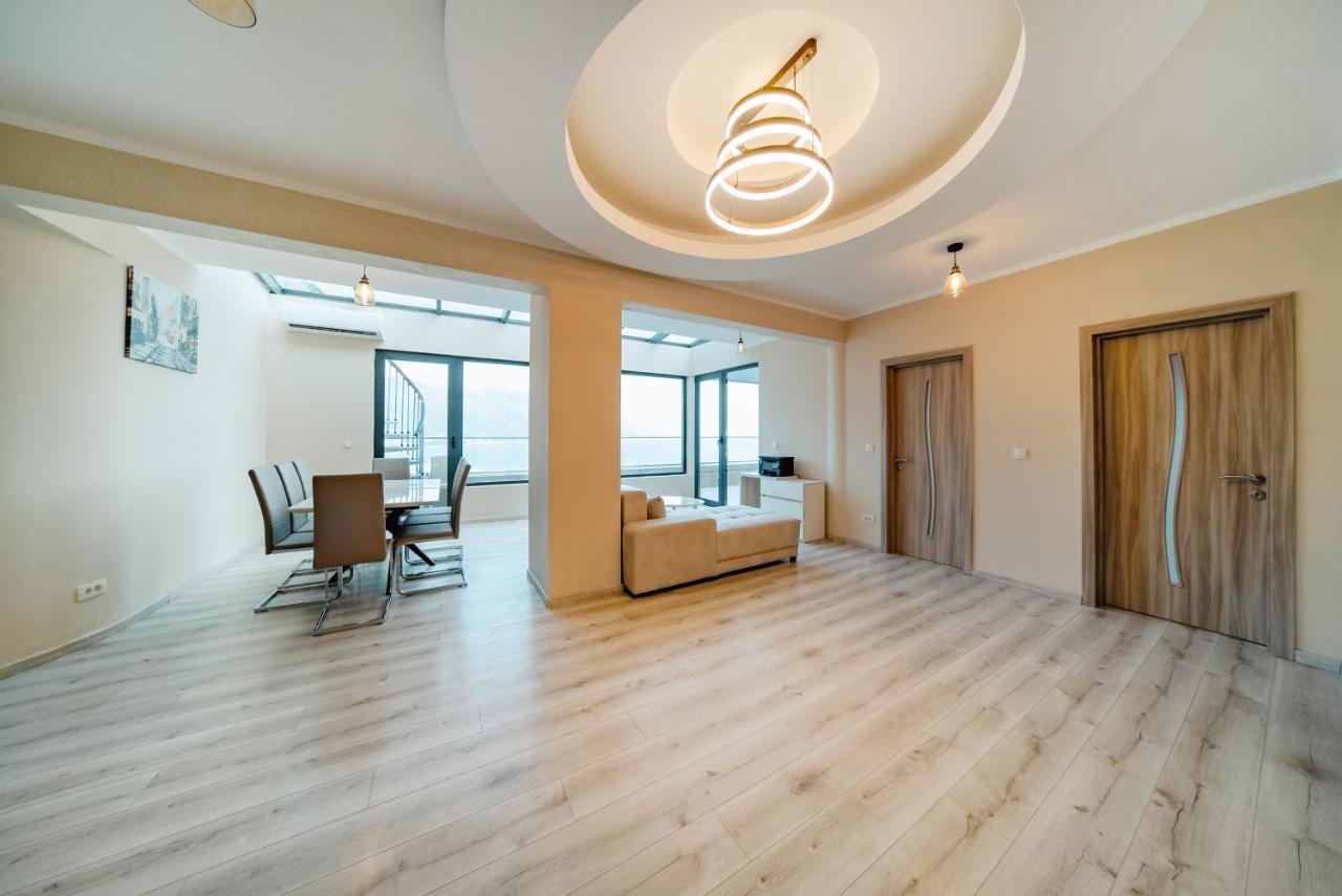 Budva Gate Penthouse ภายนอก รูปภาพ